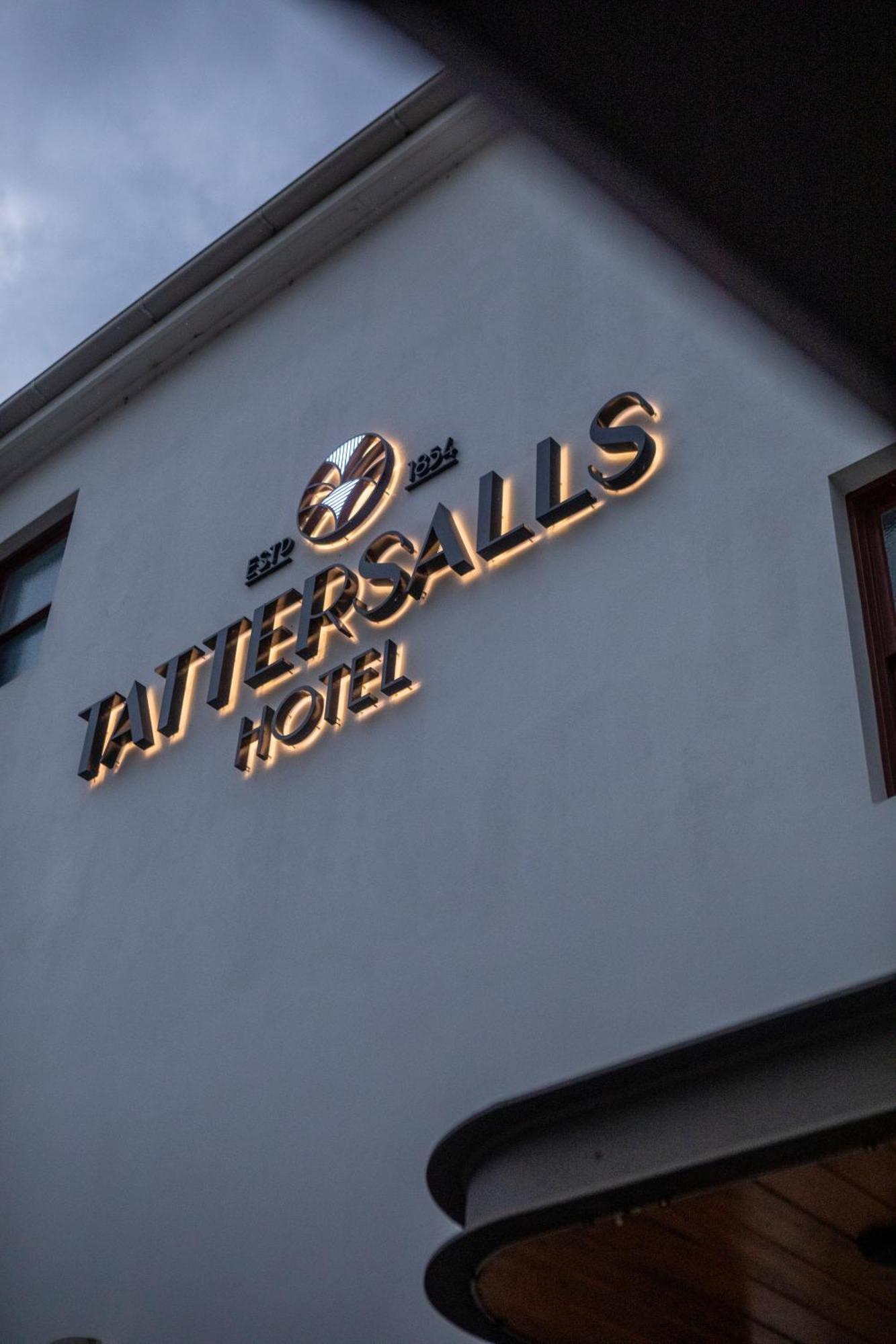 Tattersalls Hotel Armidale Exteriör bild
